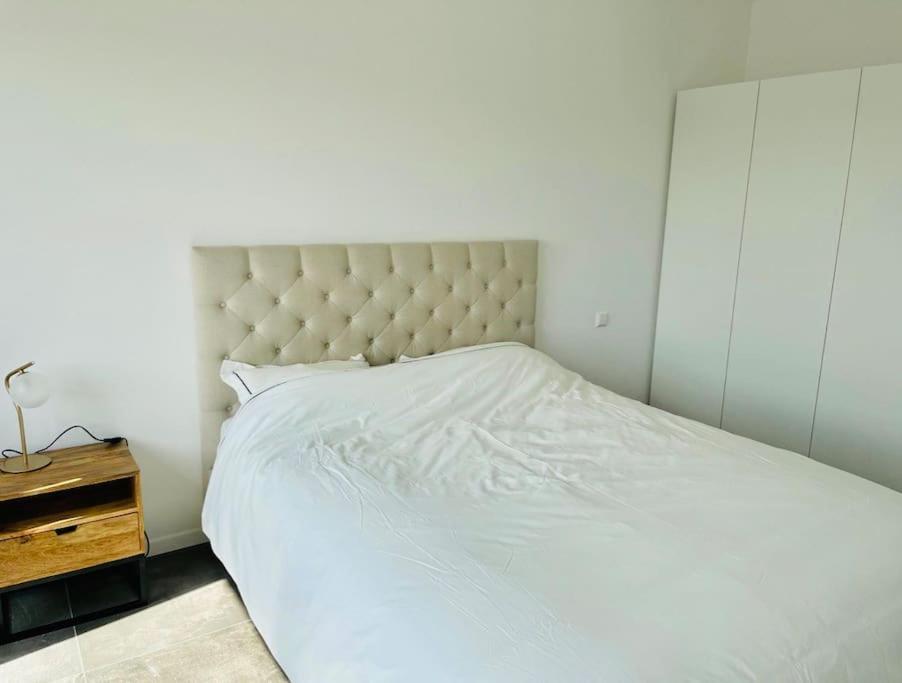 Large 1 Bedroom In Center With Terrace&parking-67b