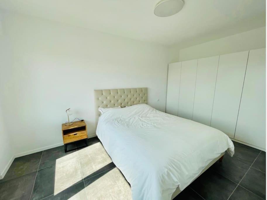 Large 1 Bedroom In Center With Terrace&parking-67b * Luxemburg