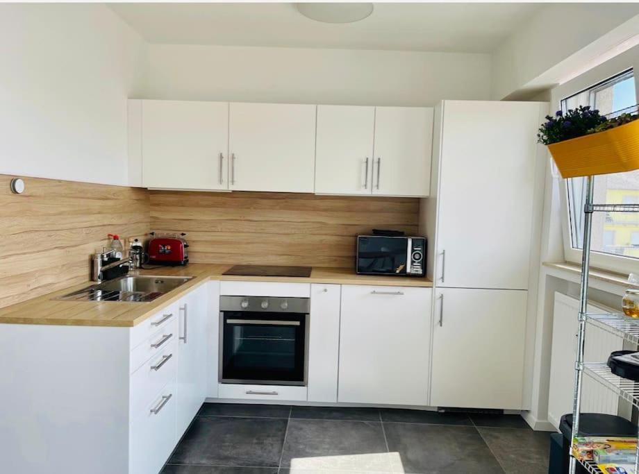 Apartment Large 1 Bedroom In Center With Terrace&parking-67b Luxemburg